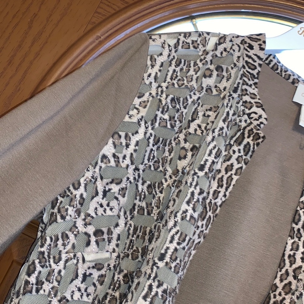 CHICO’s Taupe Leopard Print Mesh Inset Open Front Duster Cardigan - Picture 9 of 16